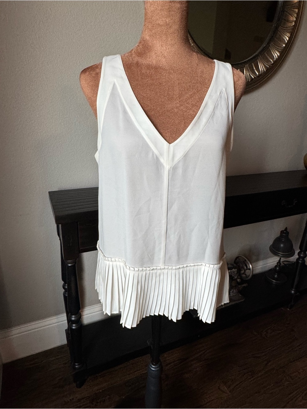 Rebecca Taylor Penelope Cream V-Neck Pleated-Hem Silk Tank Size 4